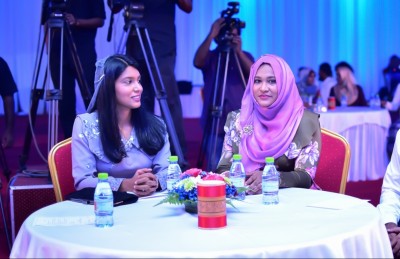 މާލެއާއި ރަށްތަކުގެ ކަރަންޓުގެ އަގު އެއްވަރަކަށް ހެދުމުން އެޗްއާރުސީއެމް ތައުރީފުކޮށްފި