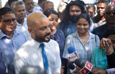 އުޖާލާ މަންޒަރުތަކެއް ފެނޭ، އިސްލާހީ މަސައްކަތުގައި އަދިވެސް ދެމި ހުންނާނަން: ފާރިސް