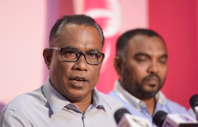 މައުމޫންގެ ވާހަކަފުޅަށް ސަރުކާރާއި ޕީޕީއެމުން ހޫނު ރައްދެއް