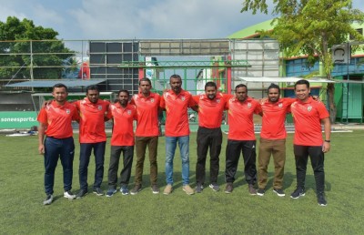 މަޝްހޫރު ބައެއް ކޯޗުންނާ އެކު އޭ ލައިސަންސް ކޯސް ފަށައިފި