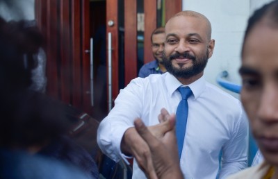 ފާރިސް އަލުން ހައްޔަރުކުރަން އުޅޭކަމުގެ މައުލޫމާތު ލިބިއްޖެ، އެކަމާ ކަންބޮޑުވަން: ޔުމްނާ