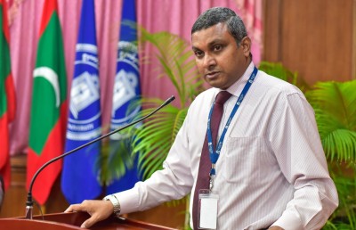 އެމްއެންޔޫގެ ތިން ފެކަލްޓީއަކަށް ޑީނުން އައްޔަންކޮށްފި