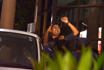 ޝަރުތު ގަބޫލުނުކުރުމުން މަހުލޫފް އަނެއްކާވެސް 15 ދުވަހަށް ބަންދުކުރަން އަމުރުކޮށްފި