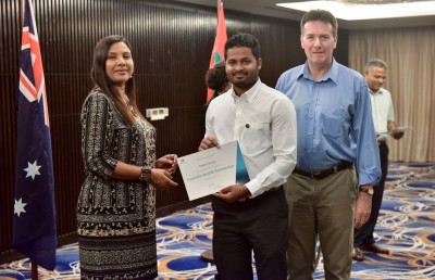 އޮސްޓްރޭލިއާގެ ސްކޮލަޝިޕަށް ހުޅުވާލައިފި