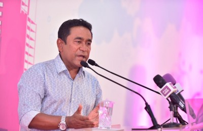 ރައީސް ޔާމީން ބޭނުންފުޅުވަނީ ސިޔާސީ ބޭފުޅުންގެ ކަސްތޮޅުން ދިވެހި ސަލާމަތް ކޮށްދިނުން