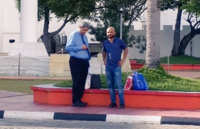 އަމުރު ތަންފީޒު ކުރި ނަމަ އެއީ އަނެއް ފެބްރުއަރީ 7: ރައީސް