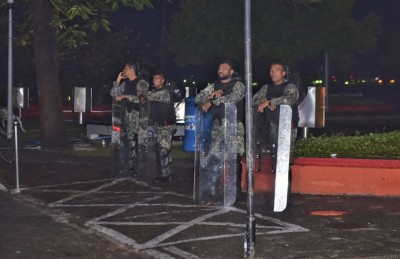 އަމުރު ތަންފީޒު ކުރި ނަމަ އެއީ އަނެއް ފެބްރުއަރީ 7: ރައީސް