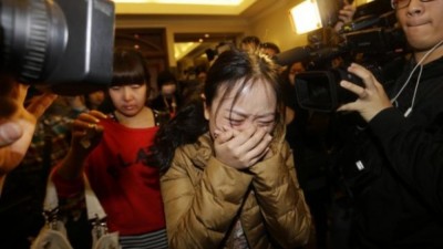 ރާއްޖޭގެ ބަޔަކަށް އެމްއެޗު 370 ފެނުނު ކަމަށް ބުނާ މައްސަލަ ބަލަން ޖެހޭ: އާއިލާތައް