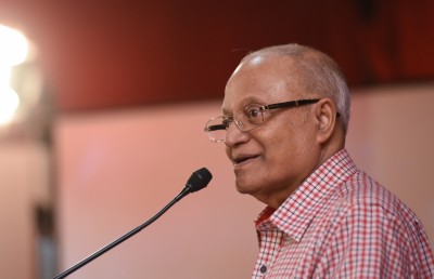 އަލީ ހަމީދަށް މައުމޫން ނުފޫޒު ފޯރުވި ކަމަށް ބުނާ މައްސަލަ ބަަލަން ގޮވާލައިފި