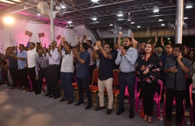 ފަސް ފަނޑިޔާރަކަށް ރައީސް ބޭރެއް ނުކުރެވޭނެ، ފާޑުފާޑަށް ބަސް ނުބުނާތި: އަލީ އާރިފް