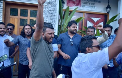 ރައީސް ފުރާވަޑައިގަންނަވާ ވާހަކައަކީ ދޮގެއް: ތަރުޖަމާނު