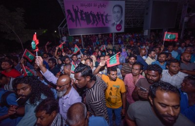 ސިޔާސީ ލީޑަރުން ދޫކޮށްނުލައިގެން ކަންބޮޑުވުން ފާޅުކުރަނީ