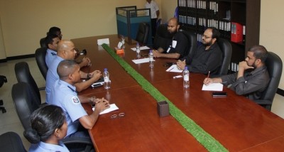 މާދަމާގެ އެއްވުމަކީ ސުލްހަވެރި އެއްވުމެއް ކަމަށް އަދާލަތުން ފުލުހުންނަށް އަންގައިފި