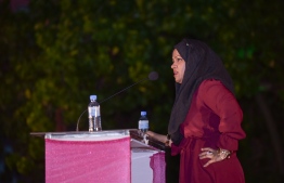 ފަސްޓް ލޭޑީގެ ހިތްވަރަށް، ރައީސް ޔާމީންގެ ލޯތްބާއި ތައުރީފް