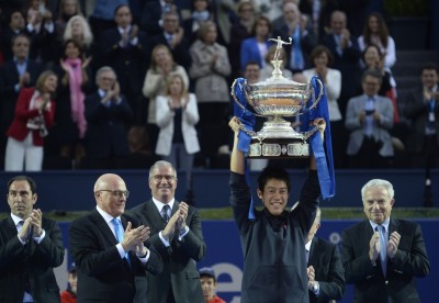 ބާސެލޯނާ އޯޕަންގެ ޗެމްޕިއަންކަން ނިޝްކޯރީ ހޯދައިފި