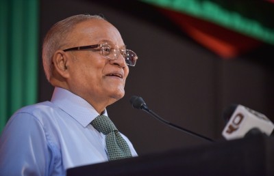 މައުމޫނާ އަރަބި ބަހުން ވާހަކަ ދައްކާތީ، ފުލުހުންނަށް މައްސަލައަކަށް ވެއްޖެ