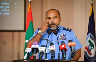 ރިޝްވަތަށް ދެ ފަނޑިޔާރުން އެތައް މިލިއަނެއް ނެގި: ޕޮލިސް