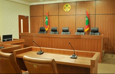 ޓެކްސް އެޕީލް ޓްރައިބިއުނަލްގެ ރެޖިސްޓްރާ މަގާމުން ވަކިކޮށްފި