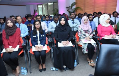 ޕީޕީއެމަށް ހަ ދުވަސް ތެރޭގައި 4،000 މީހުން