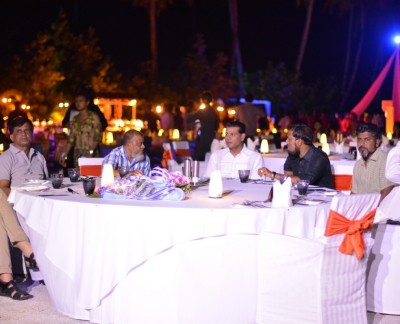 ސަން ޓްރެވެލްސް އިން ބްލަޑް ޑޮނޭޝަން ކޭމްޕްތަކެއް ބާއްވަނީ