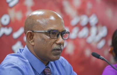 އަބްދުއްރަހީމްގެ އަބުރެއް ނެތް، ވެރިކަމުގައި ސިއްކަ ޖަހާނަން: ސަމީރު