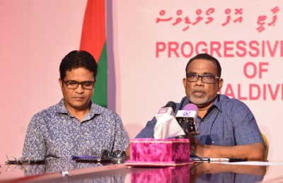 ނަޝީދު އާއި ޝާހިދު އިންސާނުންގެ ތެރޭގައި ގެންގުޅެން ހެޔޮނުވާނެ: އަބްދުއްރަހީމް