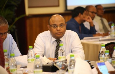 ބަންދުގައި ހުންނަނީ އެކަށީގެންވާ ތަނެއްގައި ނޫންކަމަށް އުއްތަމަ ފަނޑިޔާރު މުއިއްޒަށް ދެންނެވި: ވަކީލުން
