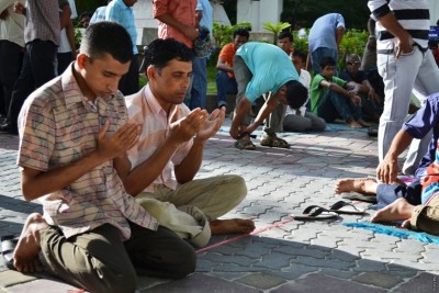 ބިދޭސީންނަށް 10،0000 ރުފިޔާގެ އިންޝުއަރެންސް ސްކީމެއް ތައާރަފްކޮފި