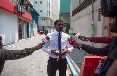 43 މެމްބަރުުން ބޭނުން! އެކަމަކު އަދިވެސް ވާނުވާއެއް ނޭނގޭ!
