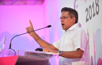 އިޚުލާސްތެރި މެމްބަރުންނާއެކު އަޣުލަބިއްޔަތު ހޯދާނަން: ރީކޯ މޫސަ