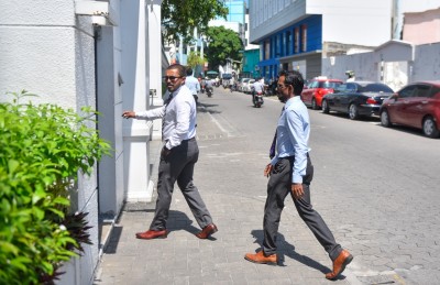 މިލިއަނުން ޑޮލަރު ހުށަހެޅިޔަސް، އިދިކޮޅު މެމްބަރަކު ނުގުޑާނެ: އަމީތު