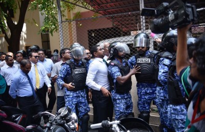 މެމްބަރުން ނުވެއްދީ ސަރުކާރު ގޮތް ހުސްވުމުން: އިދިކޮޅު