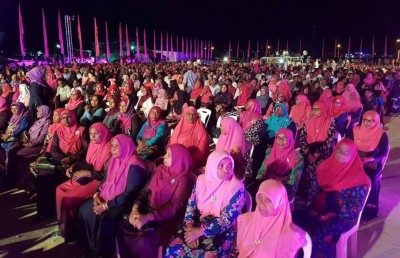 ސަރުކާރާ ދެކޮޅަށް ސޯޝަލް މީޑިއާގައި ހިޔާލު ފާޅުކުރި ބައެއް މުވައްޒަފުން ވަކިކޮށްފި
