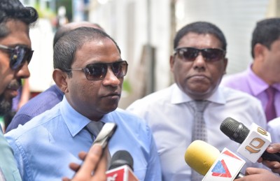 ސުޕްރީމް ކޯޓުން ބަހުސްކުރަން ޖެހޭ ކަމެއް ނެތް، މައްސަލަ ސާފު: މެމްބަރުން