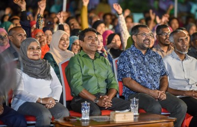 އިދިކޮޅު ލީޑަރުންގެ ހިތްވަރަކީ އަތުގައި ހުރި ފައިސާ: ރައީސް