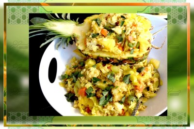 ސަން ބަދިގެ: ޕައިނެޕްލް ކަރީ