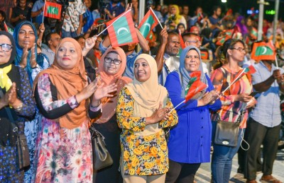 ސިޔާސީ ގައިދީންގެ އަނބިއަނބިކަނބަލުން ދެއްވި މެސެޖް