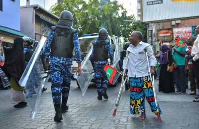 ކެތްތެރިކަން ކޮޅުންލުމުން މަގުމައްޗަށް