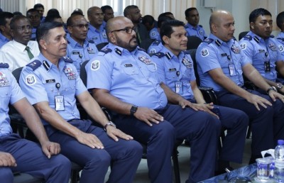 ފުލުހުންނަށް ނަވާޒު ޝުކުރު އަދާކޮށްފި