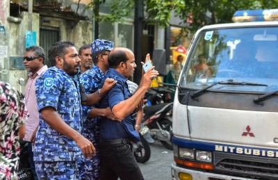 17 މީހަކު ހައްޔަރު ކުރި، ރިޔާޒް ހައްޔަރުކުރީ ކުއްލި ނުރައްކަލުގެ ހާލަތުގެ ދަށުން