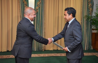 ޝަރީފަކީ ސިޔާސީ ބޭފުޅެއް، މިނިވަނެއް ނުވާނެ: އިދިކޮޅު