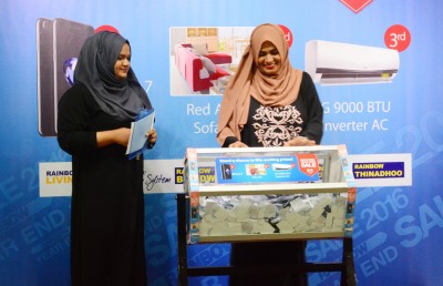 އަންހެނުންގެ ދުވަސް ފާހަގަ ކުރަން ރެއިންބޯ އިން ޚާއްސަ ކެމްޕޭނެއް ފަށަނީ
