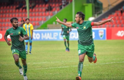 ވެލެންސިއާ ބަލިކޮށް މާޒިޔާ އަށް ހަމަޖެހުމެއް