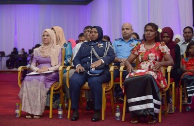 ރެހެންދި އެވޯޑު ނަރުހަކަށާއި ޑައިވަރަކަށާއި ފުލުހަކަށް