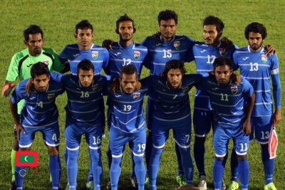 މަޑަގަސްކަރަ އަތުން ބަލިވެ ގައުމީ ފުޓްބޯޅަ ޓީމް ގުރޫޕް ސްޓޭޖުން ކަޓައިފި
