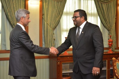 އިންޑިއާގެ ފޮރިން ސެކްރެޓަރީ ފުރާވަޑައިގެންފި