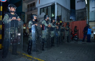 ސިފައިންނާއި ފުލުހުން އިދިކޮޅަކާ ނުގުޅޭނެ: އަބްދުއްރަހީމް