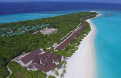 ހދ. އަތޮޅުގެ ފުރަތަމަ ރިސޯޓް، ހޮނޑާފުށި ހުޅުވައިފި