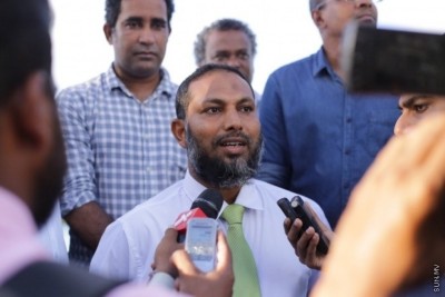 ބަންދަށް 100 ދުވަސް ވީއިރު ދައުލަތުން ކުރިކަމަކީ އިމްރާން މިނިވަންކުރަން ހުރަސް އެޅުން: އަދާލަތު