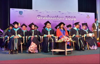 އެންއައިއީ އިން 80 އަށް ވުރެ ގިނަ ދަރިވަރުން ގްރެޖުއޭޓް ވެއްޖެ